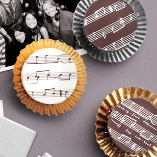 Illustration for article titled Martha Stewart’s newest party plan is punk as artisanal fuck